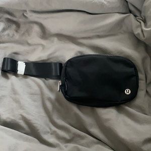 Lululemon belt bag